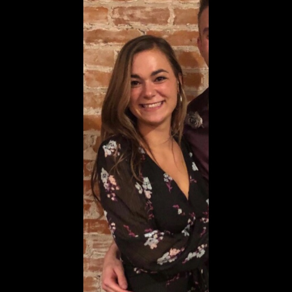 Meet your Posher, Lauren